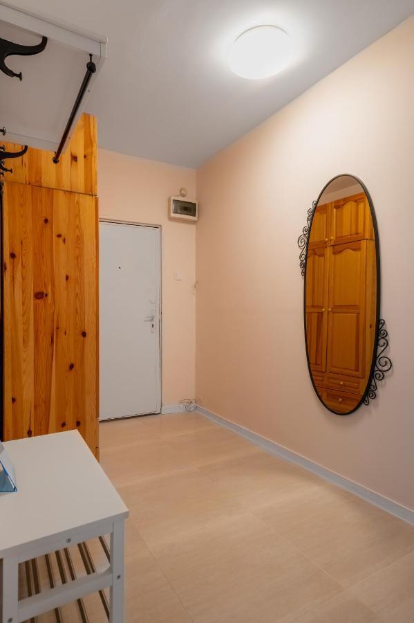Homey 1-Bd Apartment Sofia Luaran gambar