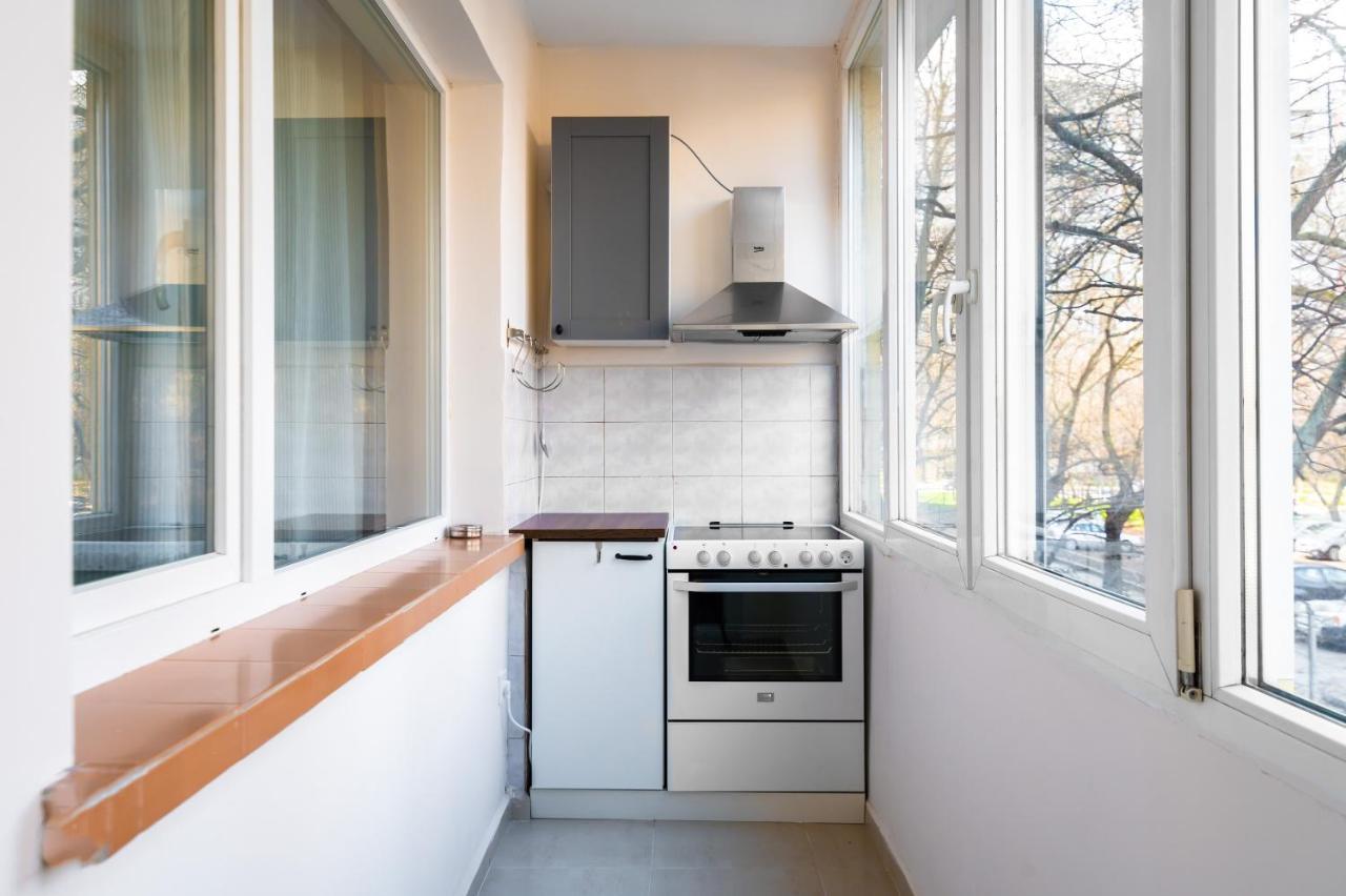 Homey 1-Bd Apartment Sofia Luaran gambar